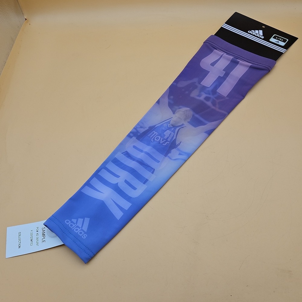Dirk Nowitzki Dallas Mavericks Shooting Sleeve Adidas NBA‎ RARE SAMPLE PIECE